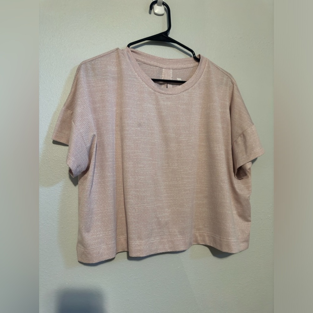 Pink cropped workout tee
